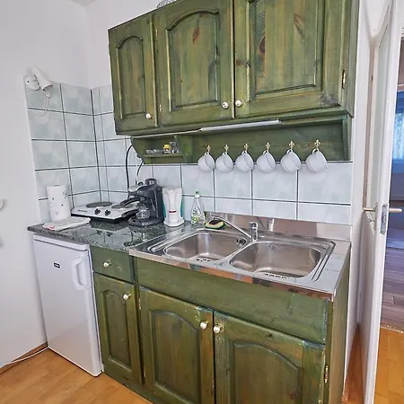 Fecske Vendeghaz アパート ヘーヴィーズ