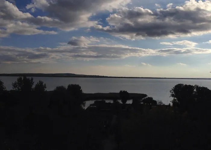 Fecske Vendeghaz Apartmán *